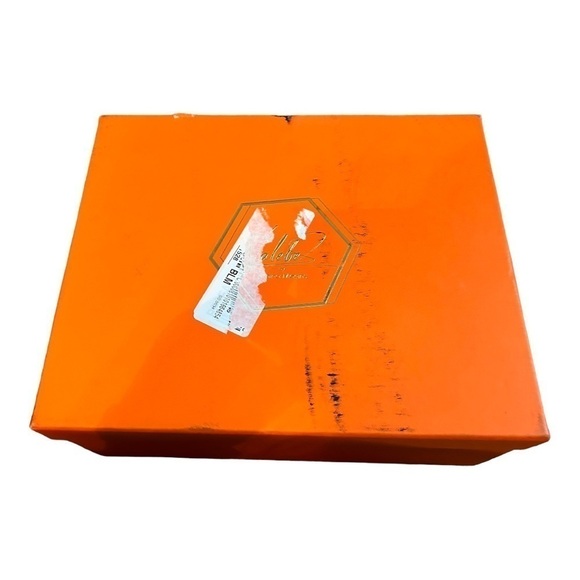 Nalebe stellar Crystal-Embellished Ankle-Strap Pumps silver - Picture 14 of 16